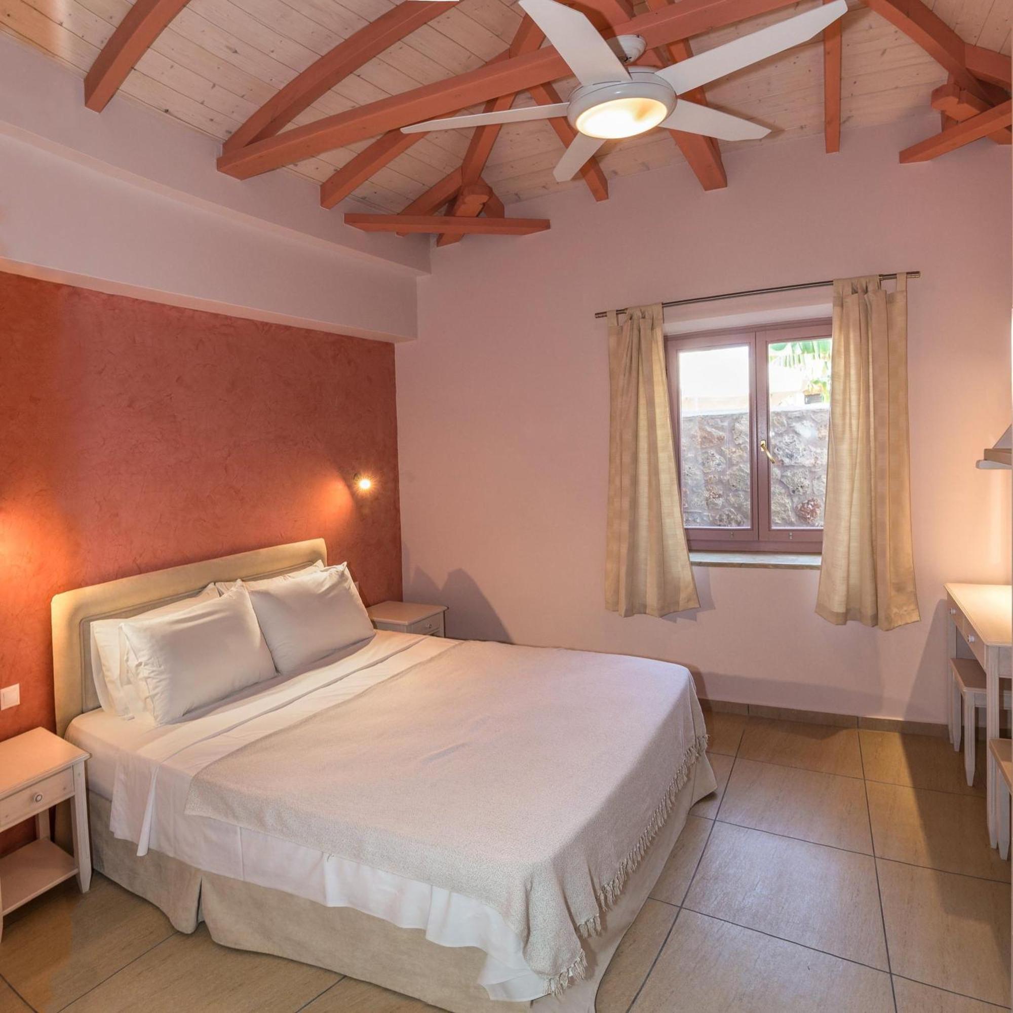 Athena'S Cottage Ступа Екстер'єр фото